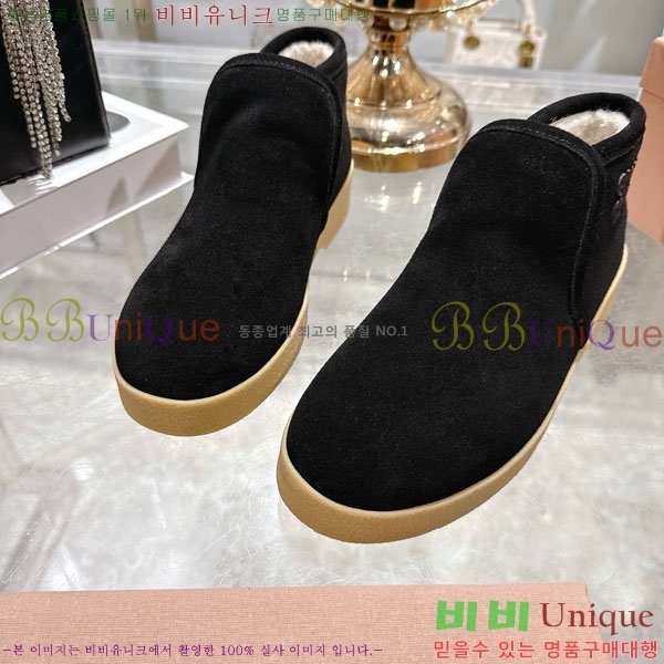 ���� �̿�̿� ���� 32MU902385-4