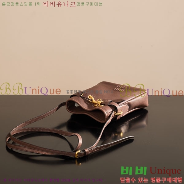 #�̿�̿� ���� �ƹ�ٸ� ��Ʈ�� �Ŀ�ġ 5NR461-701