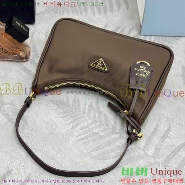 #����� ������� 2005 ���ǾƳ� Ʈ���� �����Ϸ� ȣ���� 1N204N-1009