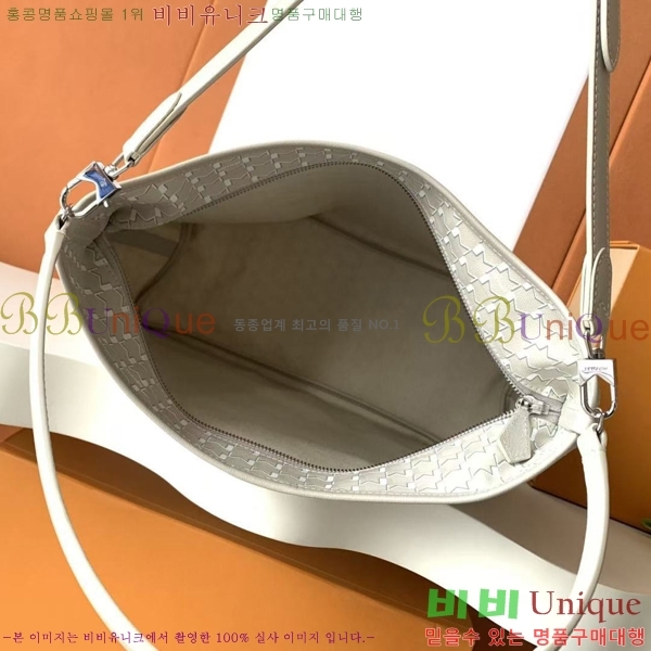 #���̳� ȣ���� M8120-107