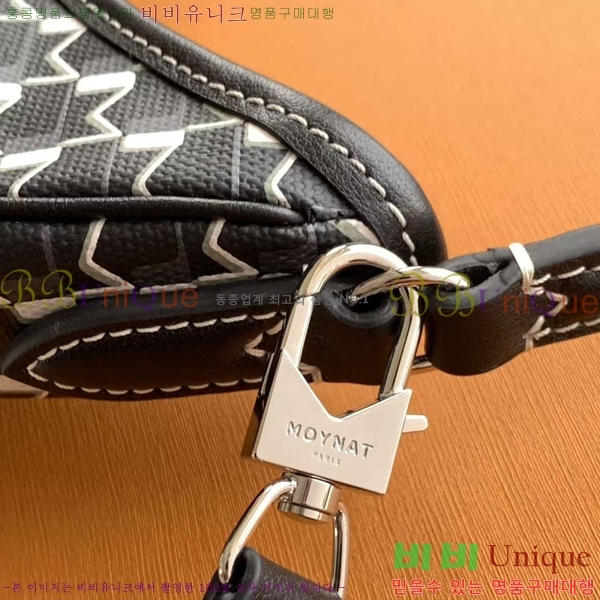 #���̳� ȣ���� M8219-11