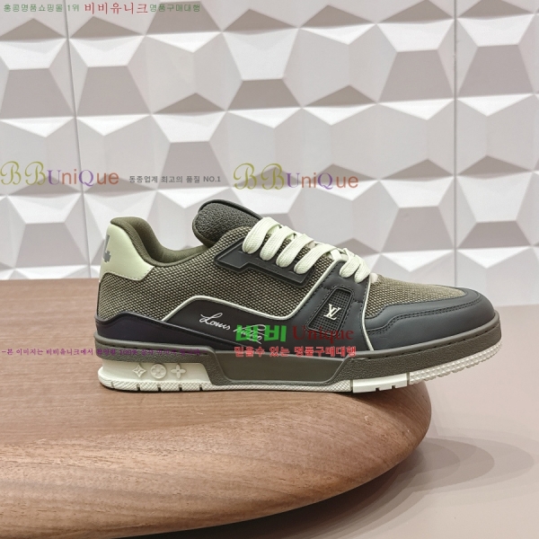 �������� LV Ʈ���̳� ����Ŀ�� 47LV262251-5