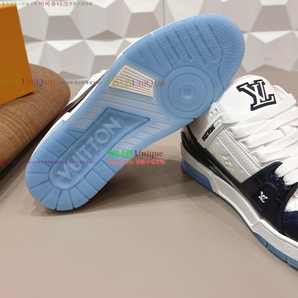 �������� LV Ʈ���̳� ����Ŀ�� 47LV262251-7