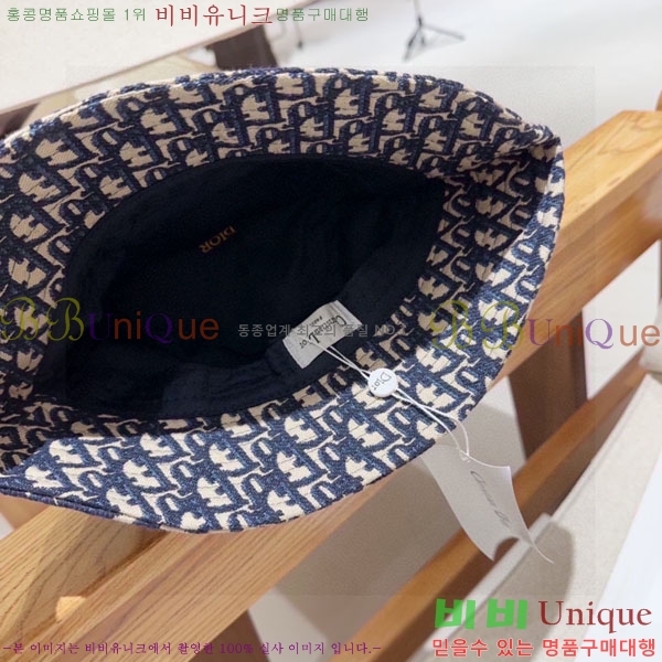 ��* ���� DR28429-4