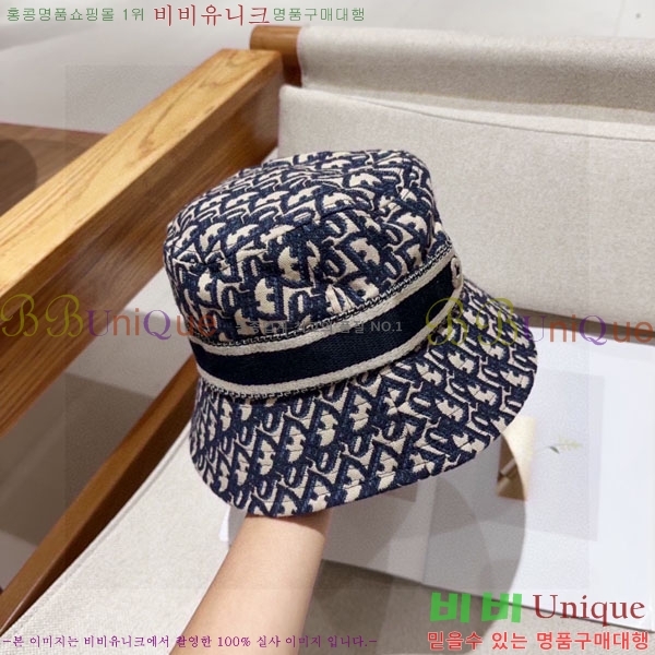 ��* ���� DR28429-4