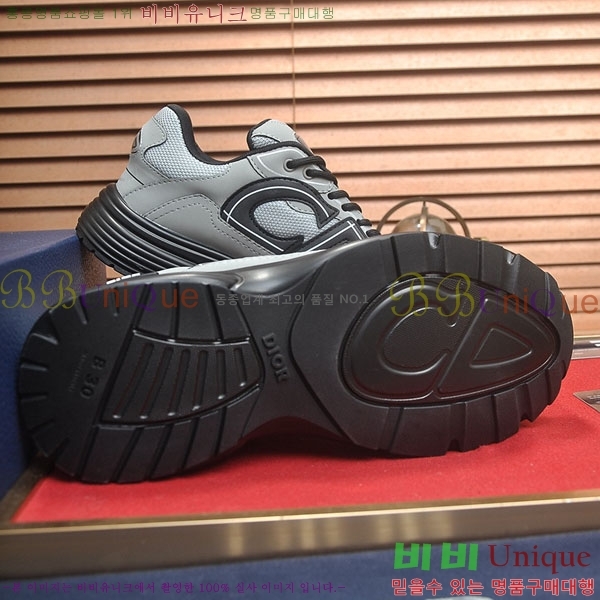 ���� ��� ����Ŀ�� DR889804-7