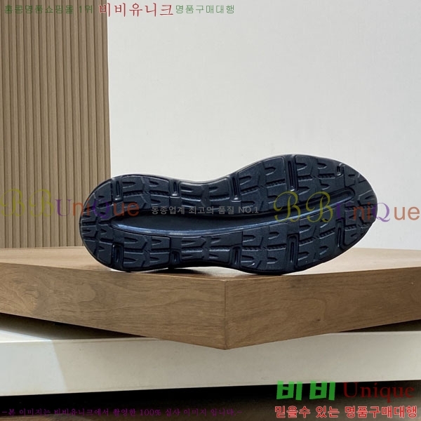 ���� ��**�� ����Ŀ�� MO592280-5