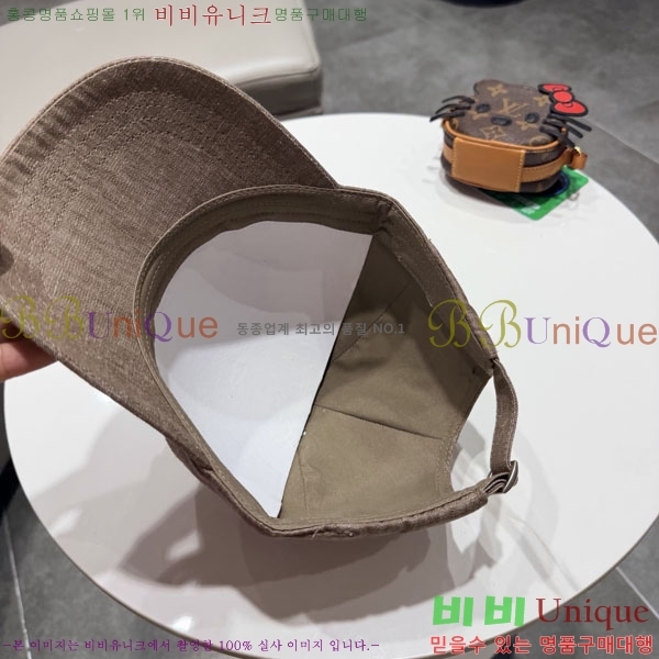 ��* ���� F1534675-2