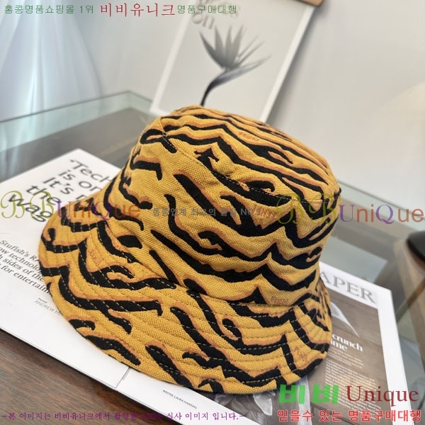 ��* ���� F1534671