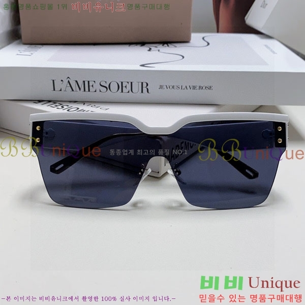 ��* ���۶� D90702-1