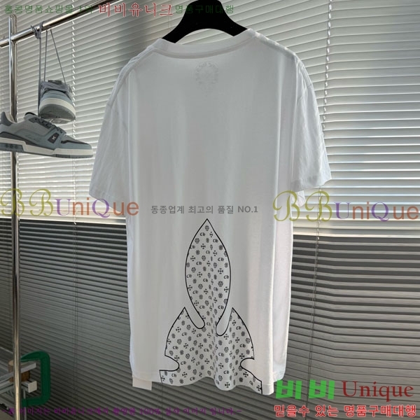 ���� ũ������ ���� Ƽ���� CH835372-5