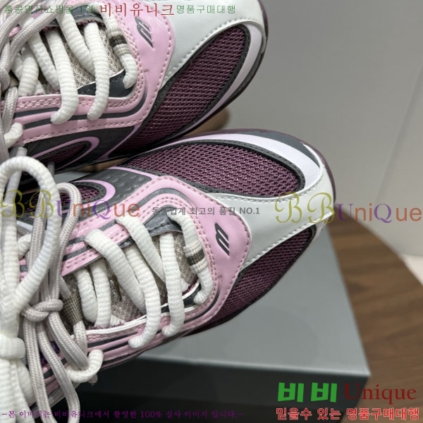 ���� �߷��þư� ����Ŀ�� B63777801-3