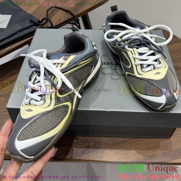 ���� �߷��þư� ����Ŀ�� B63777801-1