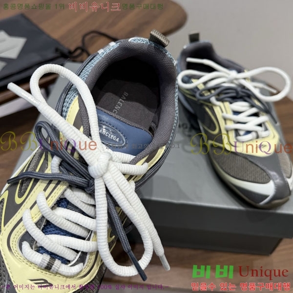 ���� �߷��þư� ����Ŀ�� B63777801-1