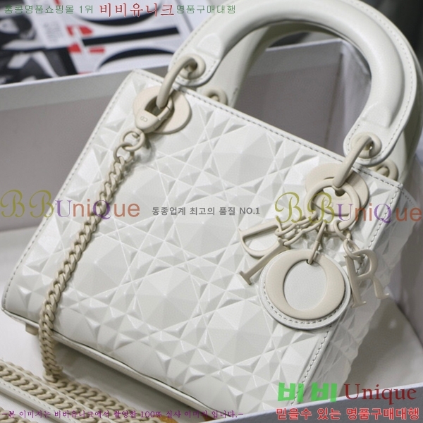 #��� ���̾Ƹ�� ���̹� M6003-700