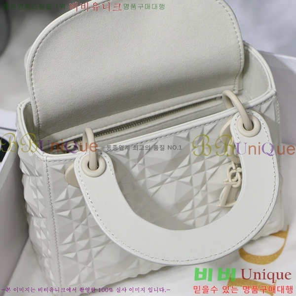 #��� ���̾Ƹ�� ���̹� M6003-700