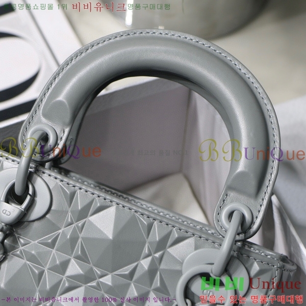 #��� ���̾Ƹ�� ���̹� M6003-702