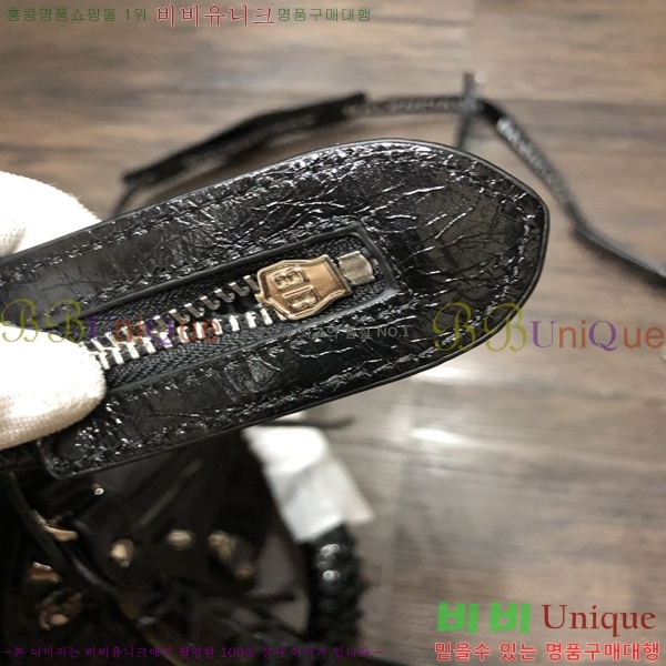 #�߷��þư� ��Ƽ�� ���� �ǹ� 6BL699633-37-1