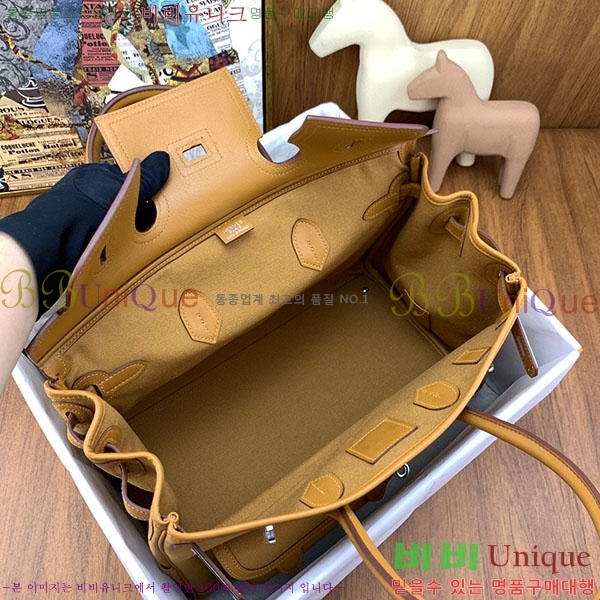 #�����޽� ĵ���� ī�� ��Ų�� 35 HE412578-3