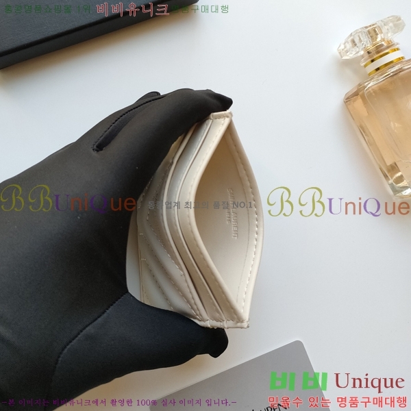 ���ζ� ī������ 705218-5