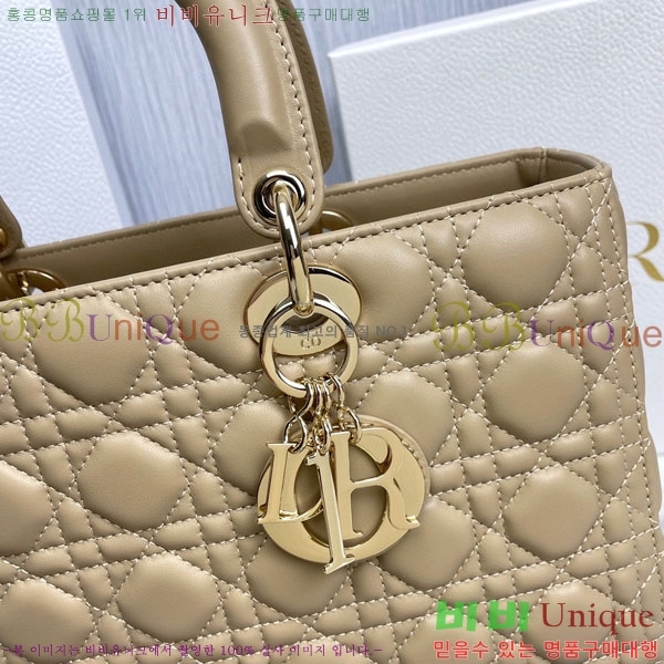 #��� ���̵�� 18800-15-7