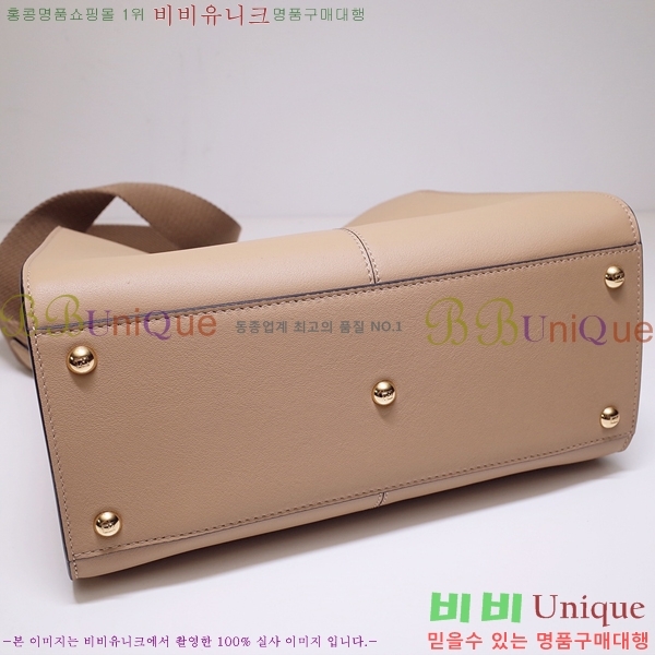 #��� ��ī�� X ����Ʈ �̵� F01130D6100-3