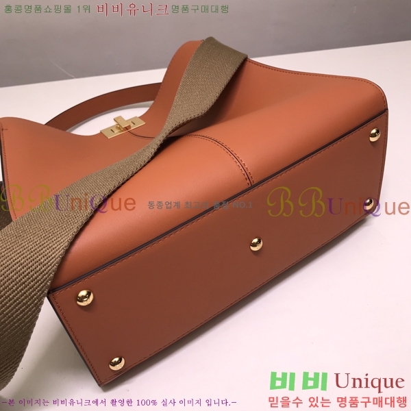 #��� ��ī�� X ����Ʈ �̵� F01130D6100-1