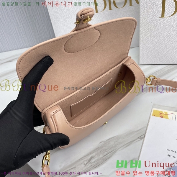 #��� �ٺ� �̽�Ʈ-����Ʈ�� 18812-105