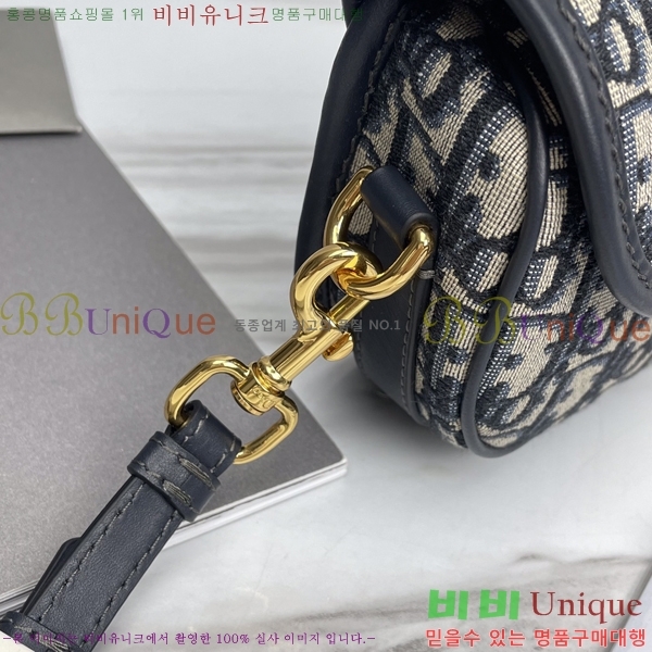 #��� �ٺ� �̽�Ʈ-����Ʈ�� 18812-200