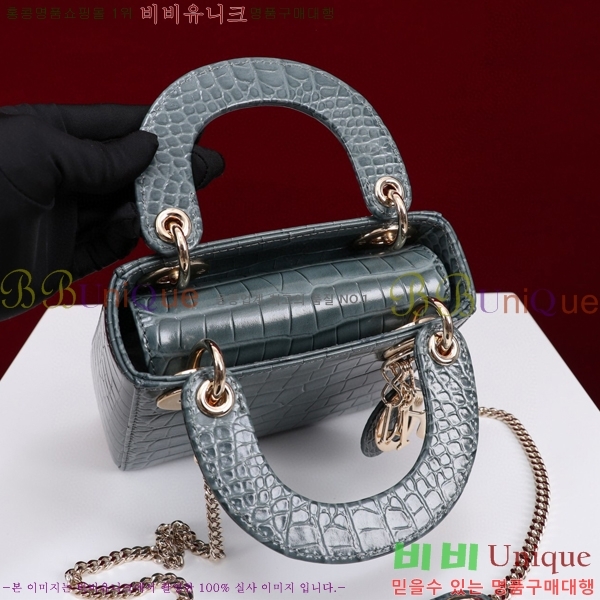 #��� ���̵�� �̴� M050566-117