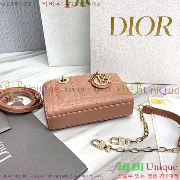 #��� ���̵� �� ���̹� ����ũ�� M05402-106