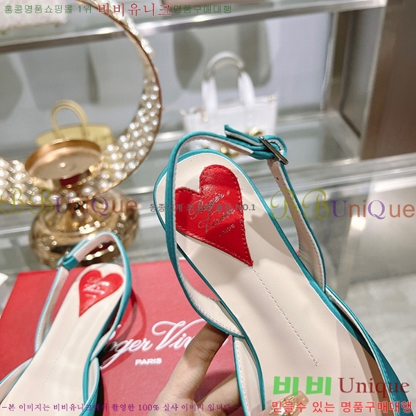 ������� �÷� ���� 28RV235221-3