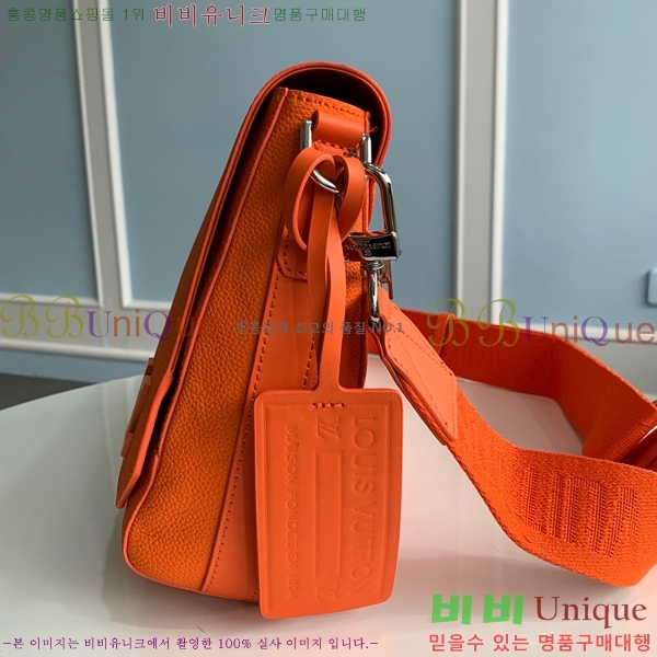 #���̺��� ����ũ���� �޽��� M21363-103