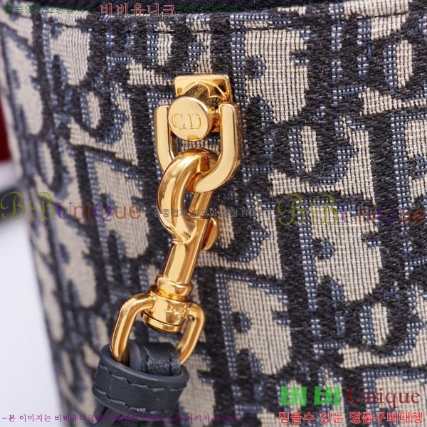 #��� CD �ñ״�ó ���� ����Ƽ ���̽� S2203-2