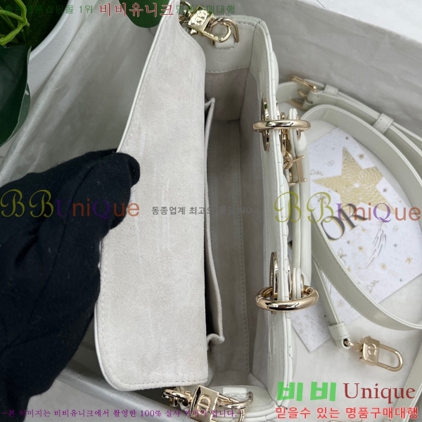 #��� ���̵� �� ���̹� ���� M0613-209