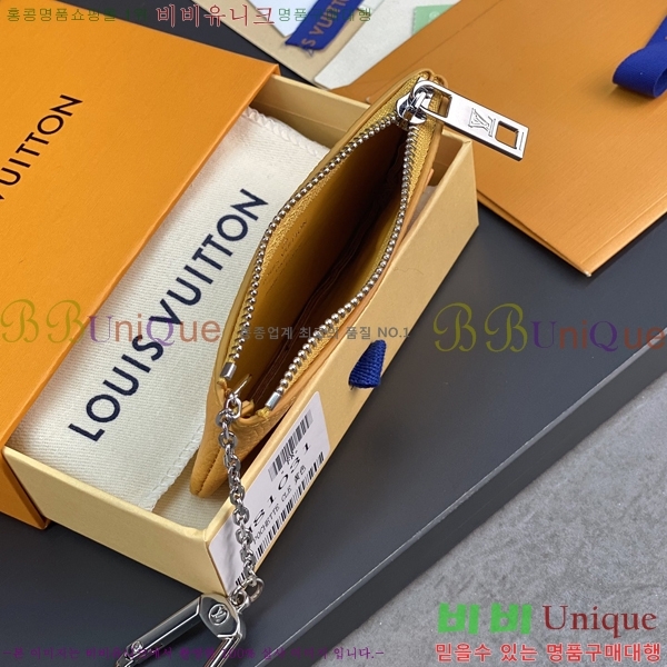 #���̺��� ����Ʈ Ŭ�� M81031-104