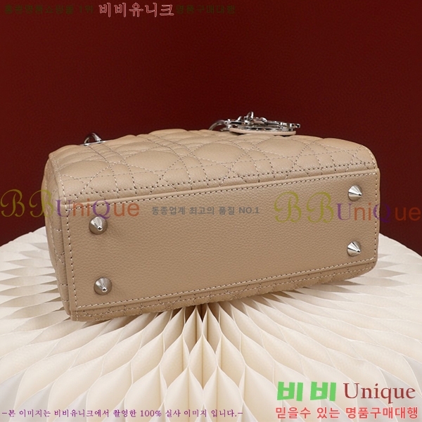 #��� ���̵�� M0531-404