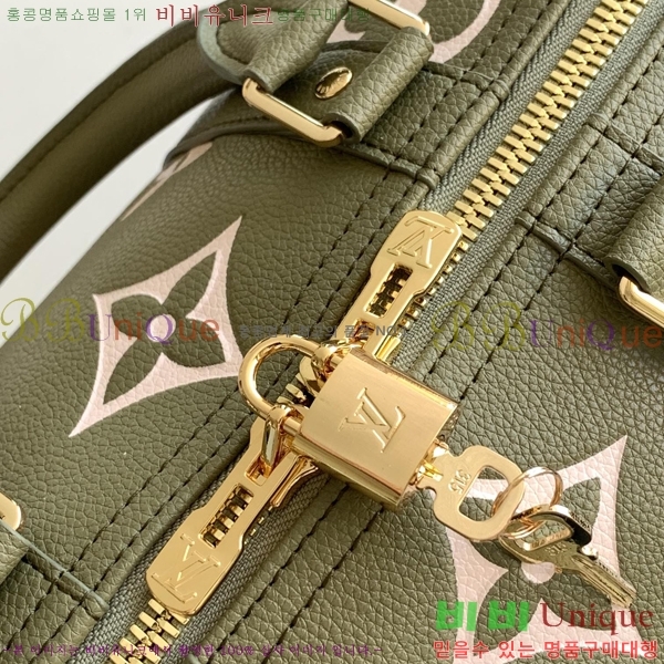 ���̺��� Ű�� 45 �������� �ݵѸ��� M46670-3