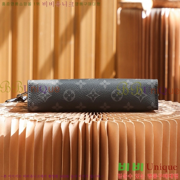 #̺    M81124-770