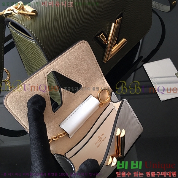 #���̺��� Ʈ����Ʈ MM M55683-103