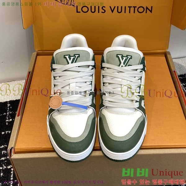 ���̺��� LV Ʈ���̳� ����Ŀ�� 48L2412434-6