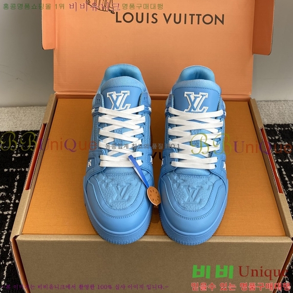 ���̺��� LV Ʈ���̳� ����Ŀ�� 48L2412435-7