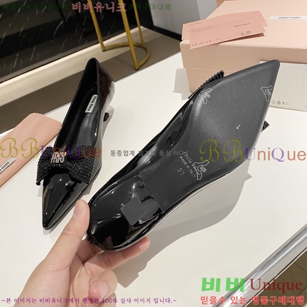 �̿�̿� ������ 31MU2432835-1