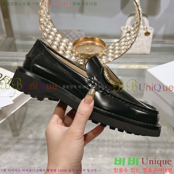 ���� ��� ���� 33D748813-3