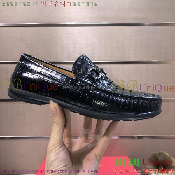 ���� ��󰡸� ĳ�־� ���� 30FE245199-3