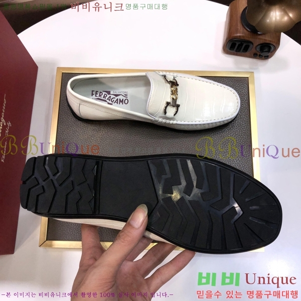 ���� ��󰡸� ĳ�־� ���� 30FE245199-7