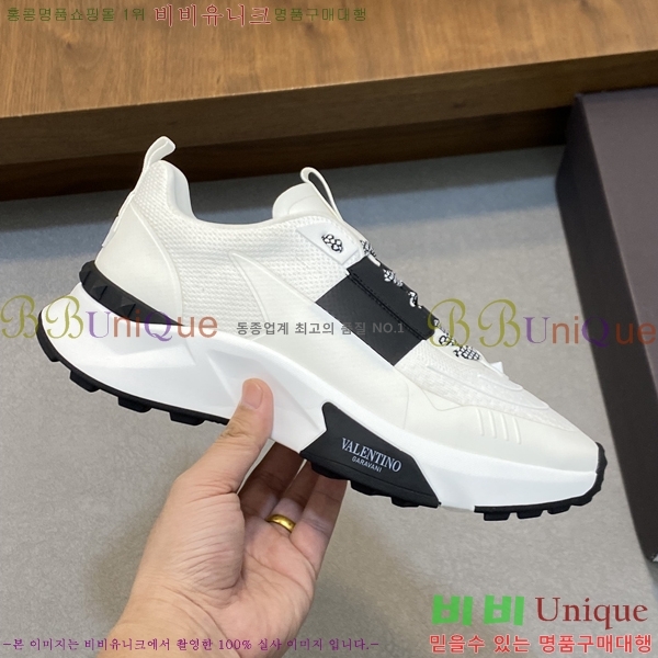 ���� �߷�Ƽ�� ����Ŀ�� 40VA24515-8-11