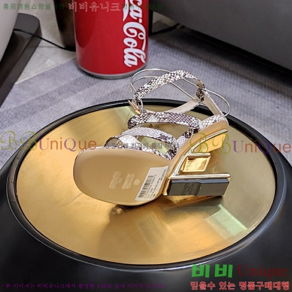 ��� ������ ������ 38F24529-4 �� 9CM