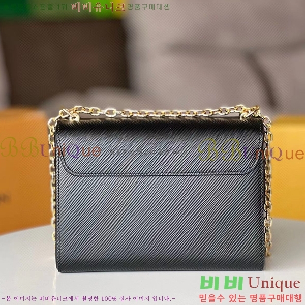 #���̺��� Ʈ����Ʈ MM M21113-100