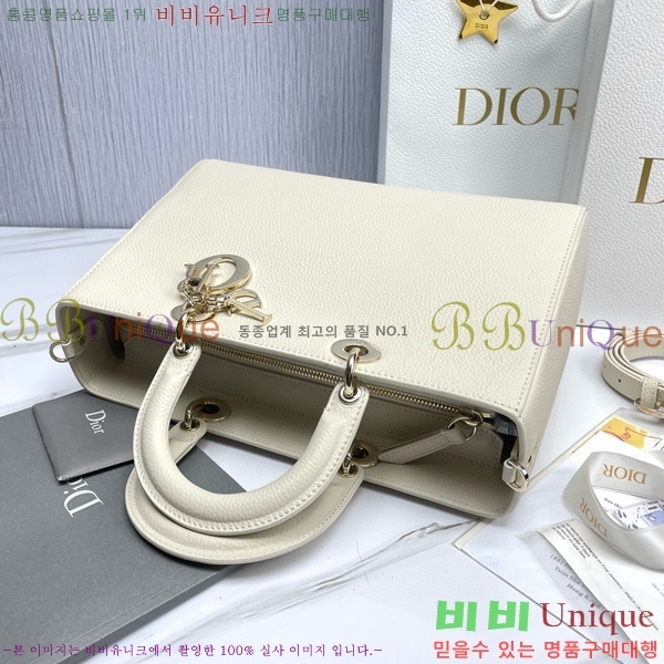 #��� ���̵� ����̾� �ڵ�� ���� M1152-101